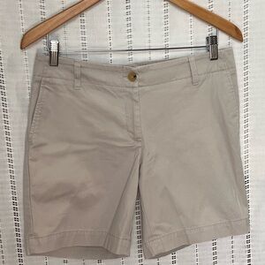 Talbots Light Tan Women's Bermudas EUC Size 2
